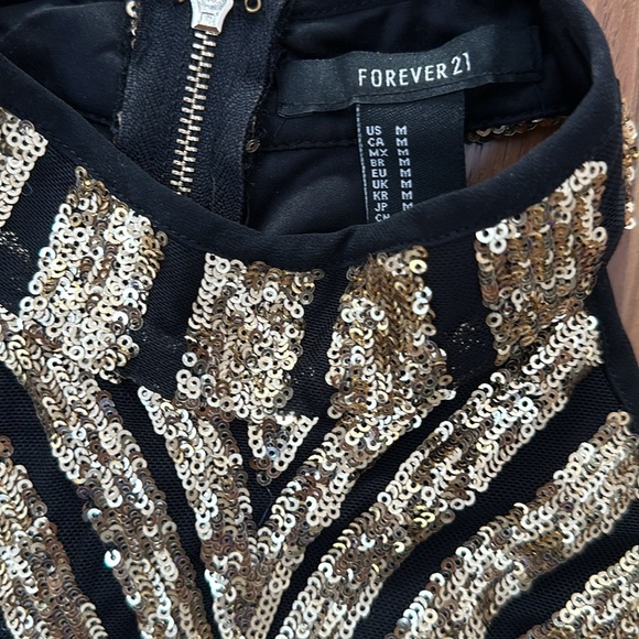 Sequin dress gold and black size medium - Picture 6 of 7